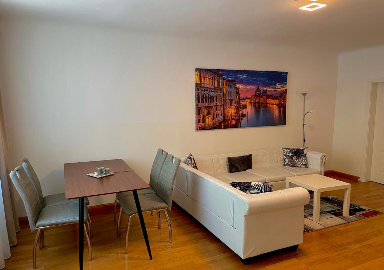 Apartment Wien Mitte ภายนอก รูปภาพ