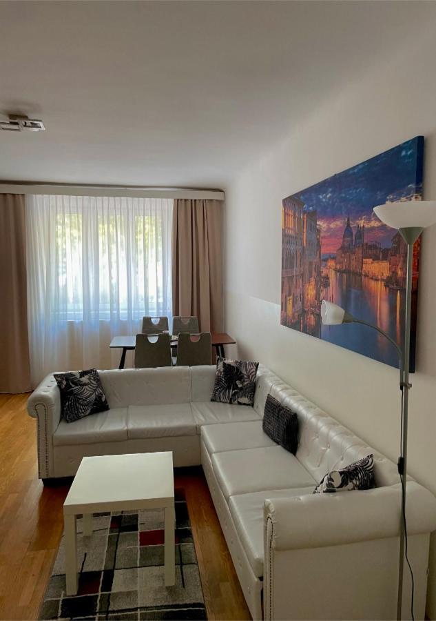 Apartment Wien Mitte ภายนอก รูปภาพ