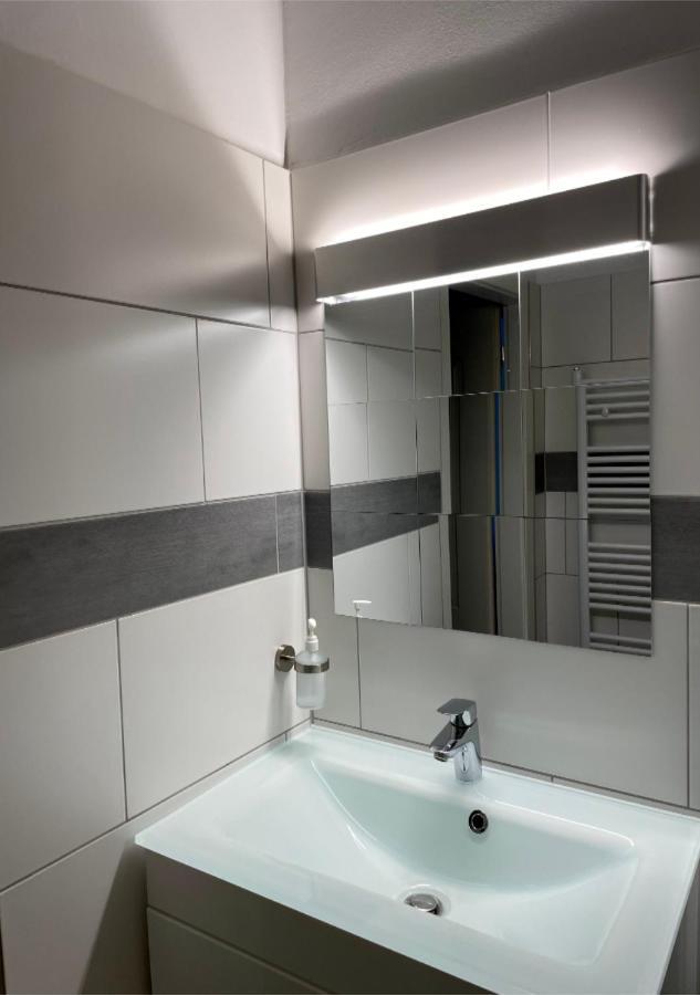 Apartment Wien Mitte ภายนอก รูปภาพ
